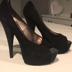 Open toe Black heel 8.5
